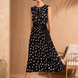 BamCrea48342 Black/White Scallop Detail Pleated Midi Dress